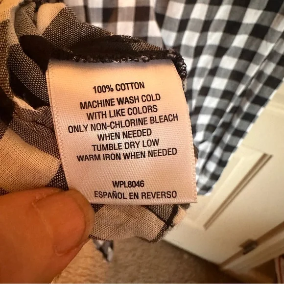 Style & Co XL BLACK & WHITE SHIRT WITH EMBROIDERY - Picture 2 of 8